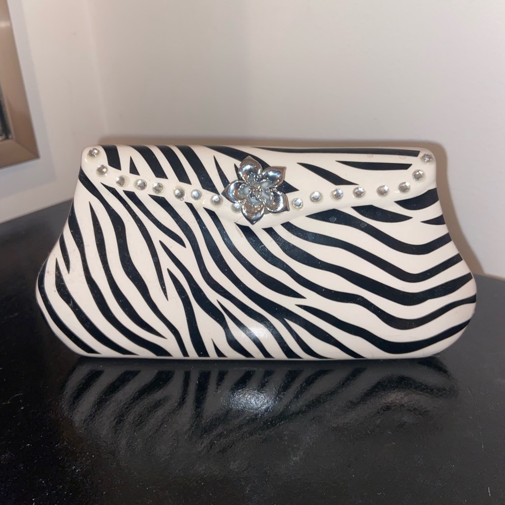 Zebra pocket book coin collector!